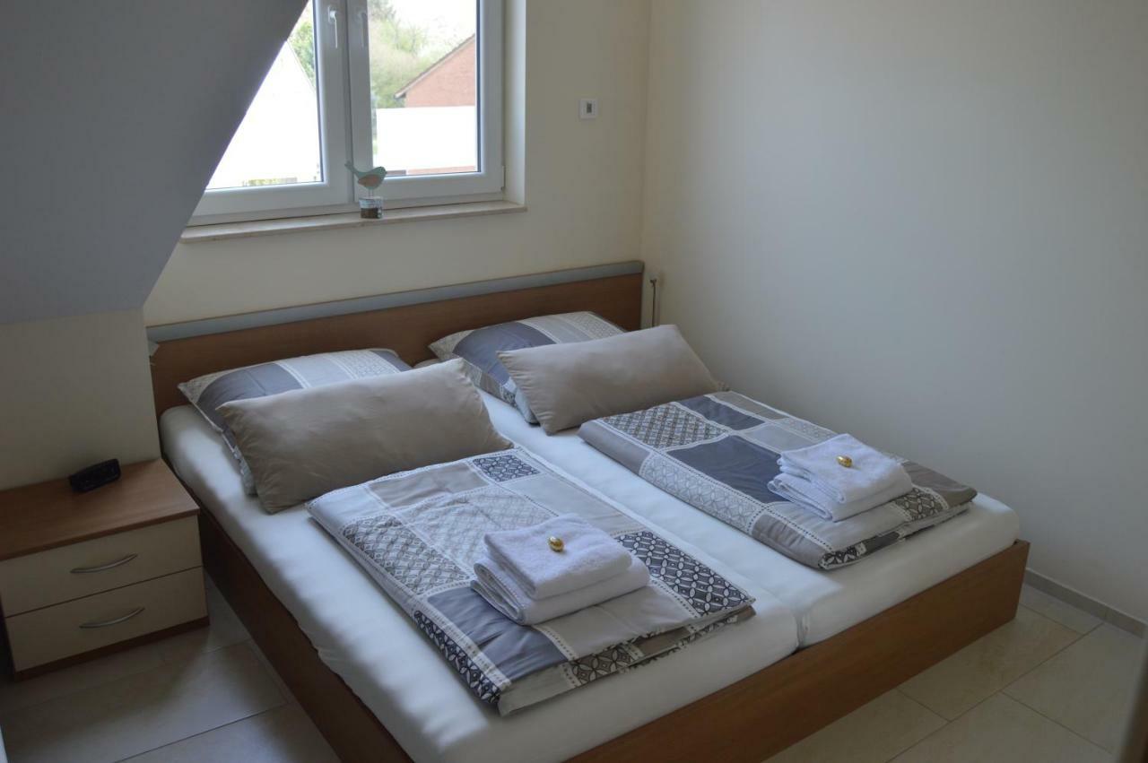 Apartment Meerfeld Duisburgo Exterior foto