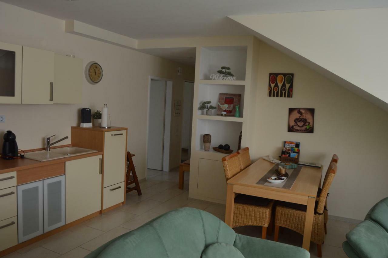 Apartment Meerfeld Duisburgo Exterior foto